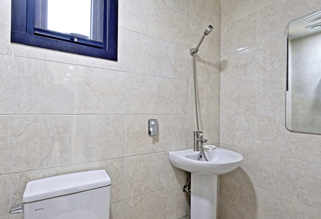 The second full bathroom is a wet bath. The second full bathroom is a wet bath.