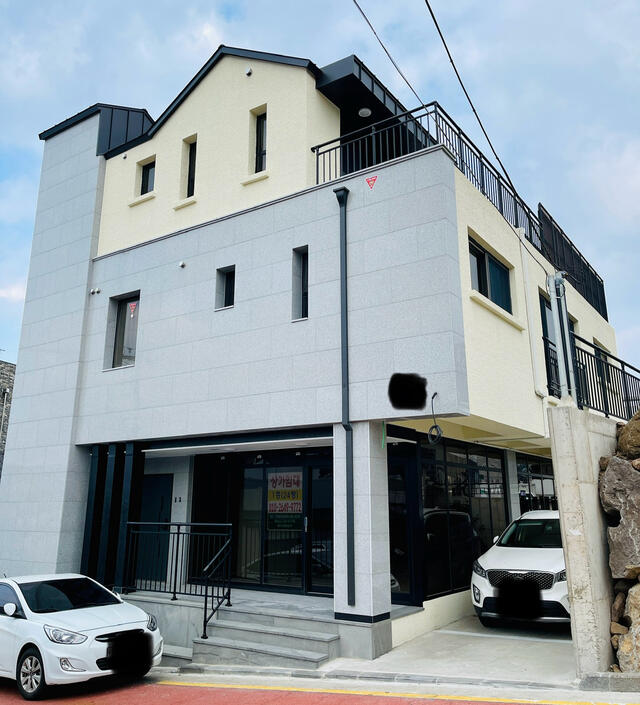 Building where you will stay Building where you will stay